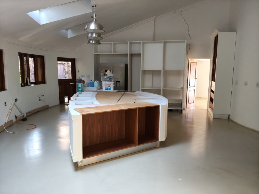 5 Bedroom Property for Sale in Broederstroom North West